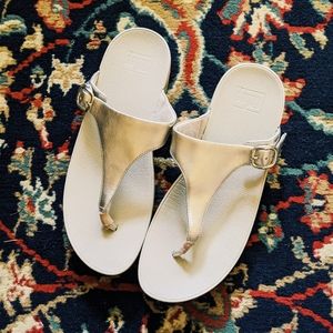 FitFlop Women's Gold Thong Sandal